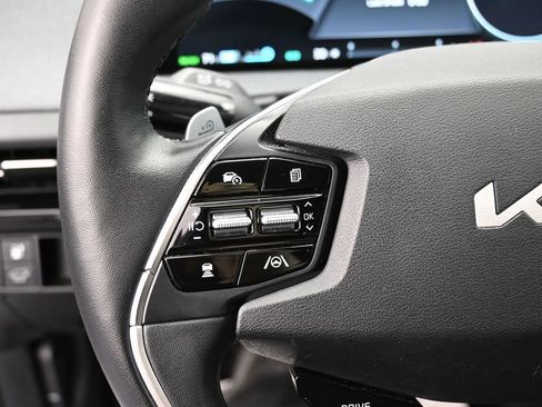 Used 2022 Kia EV6 Wind image 19