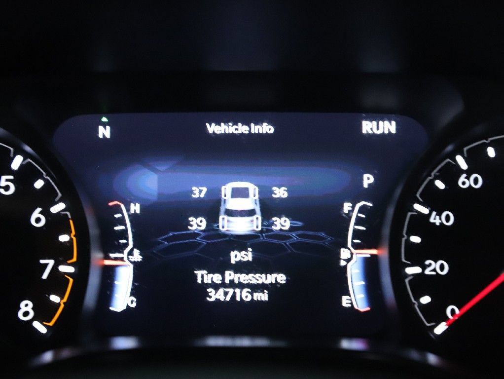 Used 2025 Jeep Compass Limited AWD/4WD image 25