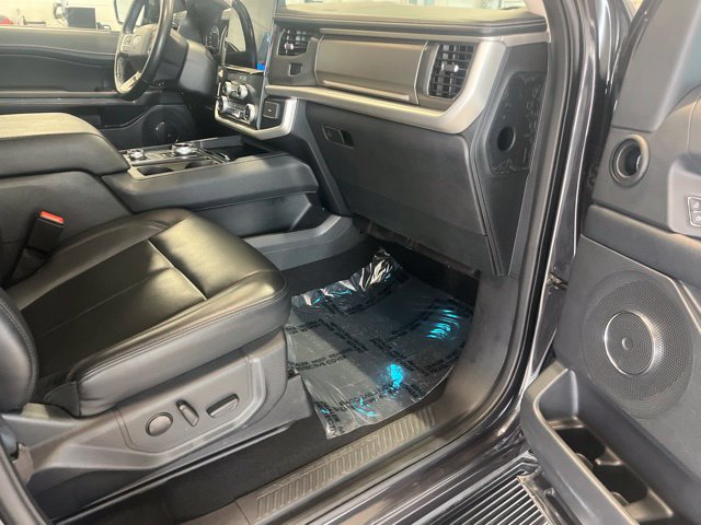 Used 2024 Ford Expedition Max XLT AWD/4WD image 19