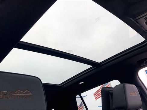 Used 2026 Chevrolet Tahoe High Country image 29