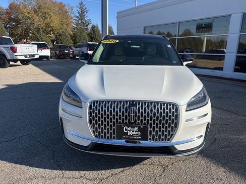 New 2026 Lincoln Corsair Premiere image 4