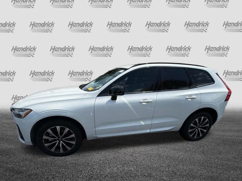 Used 2024 Volvo XC60 B5 Core w/ Protection Package Premier AWD/4WD image 9