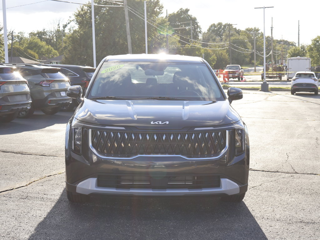Certified 2026 Kia Carnival FWD image 3
