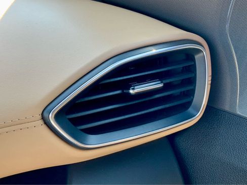 Used 2022 Hyundai Santa Fe Calligraphy image 50