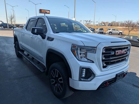 Used 2020 GMC Sierra 1500 AT4 w/ AT4 Preferred Package image 5
