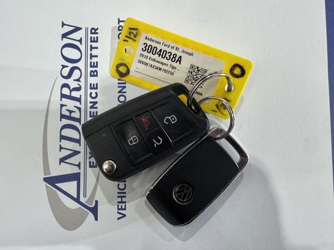 Used 2019 Volkswagen Tiguan S w/ Driver Assistance Package image 41