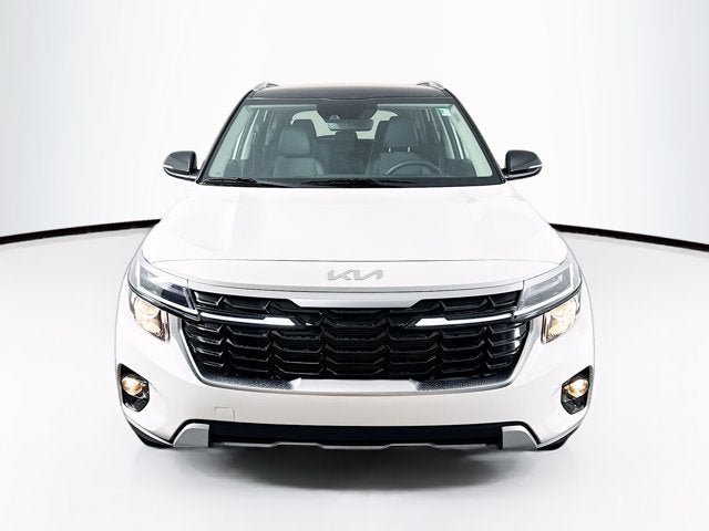 Certified 2025 Kia Seltos S AWD/4WD image 2