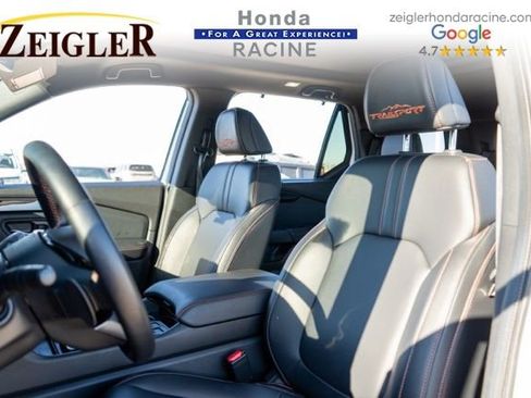 Used 2024 Honda Pilot TrailSport image 14