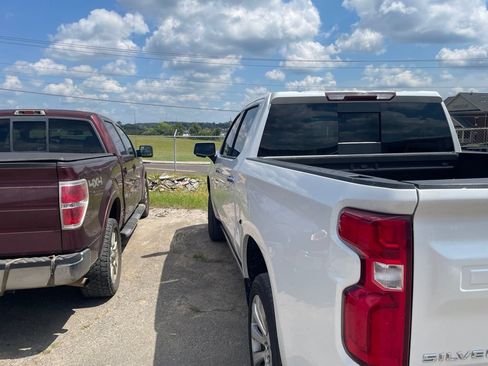 Used 2020 Chevrolet Silverado 1500 High Country AWD/4WD image 5