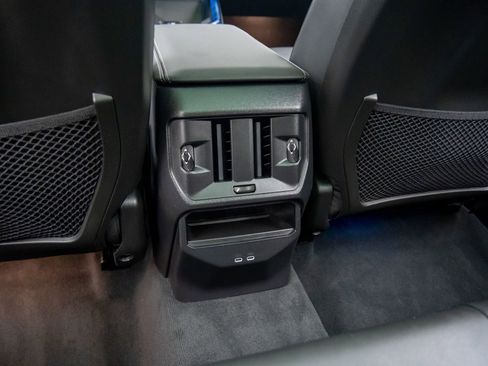 New 2025 BMW X3 xDrive30i w/ Premium Package image 19