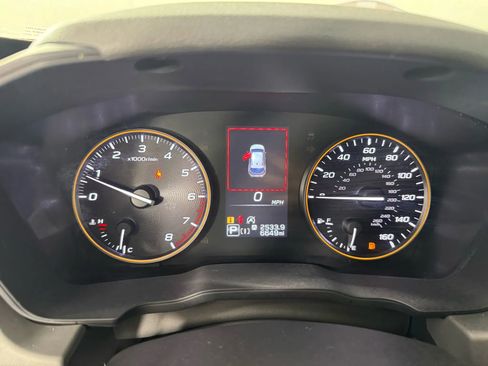 Used 2025 Subaru Crosstrek 2.5i Wilderness w/ Crosstrek Mirror Package AWD/4WD image 14