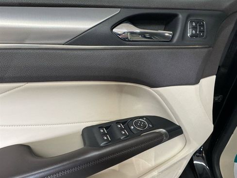 Used 2017 Lincoln MKC Premiere image 14