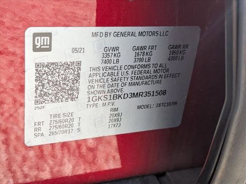 Used 2021 GMC Yukon SLT w/ SLT Premium Package image 16