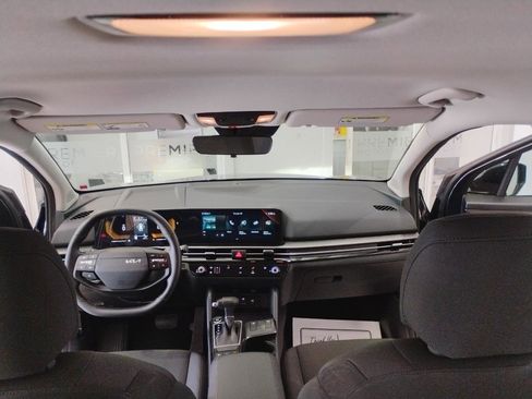 Used 2026 Kia Sportage LX w/ LX Convenience Package FWD image 9