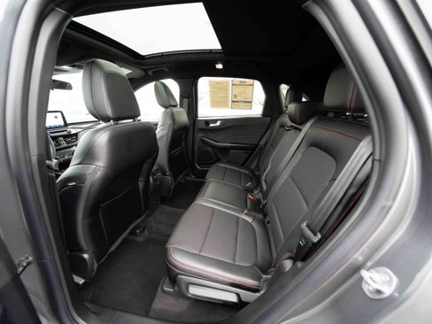 Used 2025 Ford Escape ST-Line w/ Cold Weather Package image 23