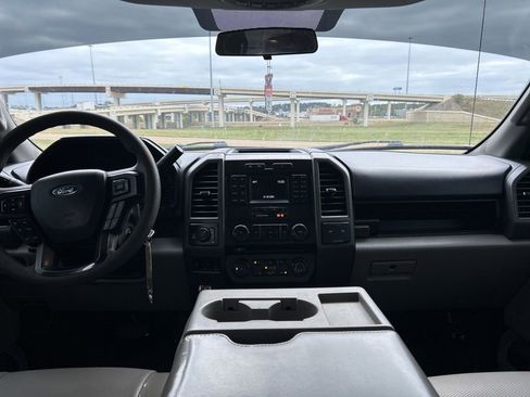 Used 2019 Ford F250 XL w/ Power Equipment Group image 10