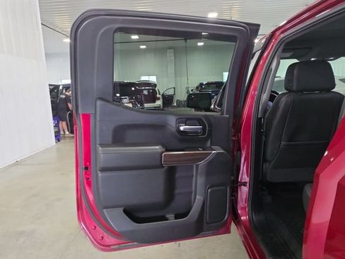 Used 2020 Chevrolet Silverado 1500 RST AWD/4WD image 25