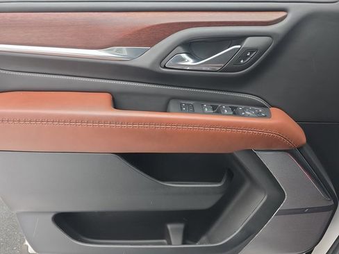 Used 2024 GMC Yukon XL Denali Ultimate image 29