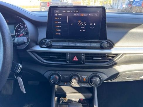 Used 2024 Kia Forte LXS FWD image 19
