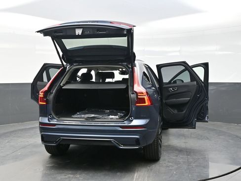 New 2026 Volvo XC60 B5 Ultra w/ Climate Package AWD/4WD image 39