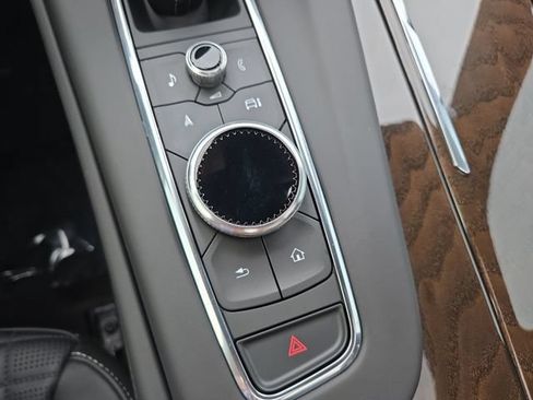 Certified 2024 Cadillac Escalade Sport Platinum w/ LPO, ONYX Package AWD/4WD image 33