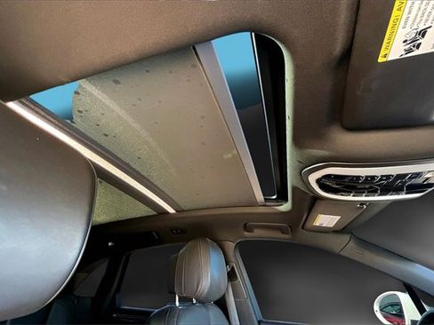 Used 2016 Porsche Macan S image 17