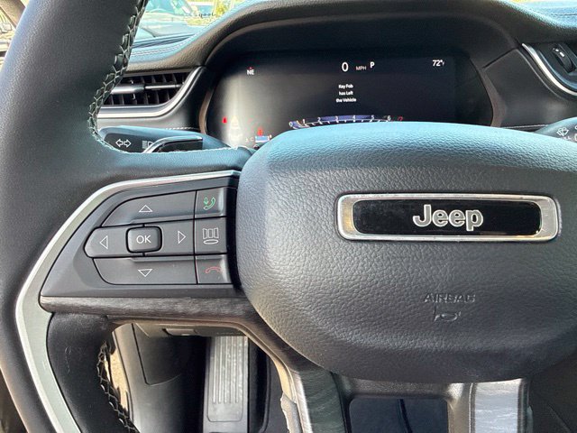 Used 2023 Jeep Grand Cherokee L Limited AWD/4WD image 37