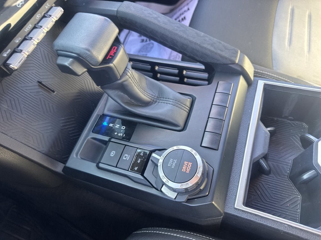 Used 2024 Toyota Tacoma TRD Sport AWD/4WD image 17