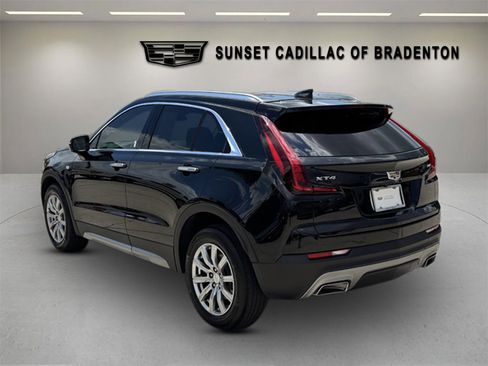 Certified 2023 Cadillac XT4 Premium Luxury w/ Cold Weather Package FWD image 5