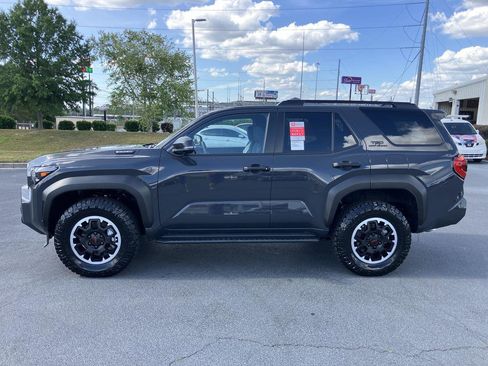 New 2026 Toyota 4Runner TRD Off-Road Premium AWD/4WD image 2