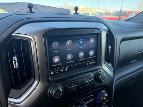 Used 2021 Chevrolet Silverado 2500 LT w/ Convenience Package image 15