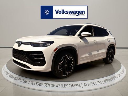 New 2026 Volkswagen Tiguan SEL R-Line AWD/4WD image 3
