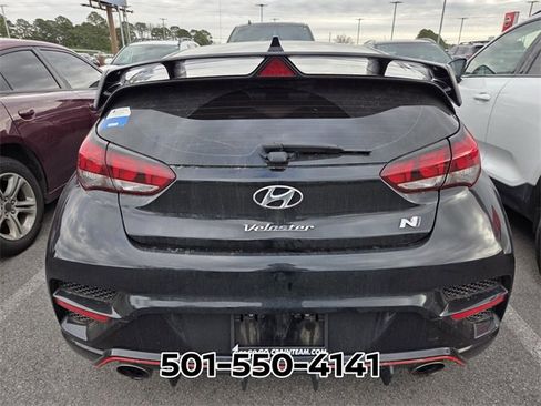 Used 2022 Hyundai Veloster N image 2