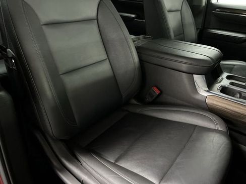 Certified 2024 Chevrolet Silverado 1500 LT Trail Boss w/ Convenience Package II image 27