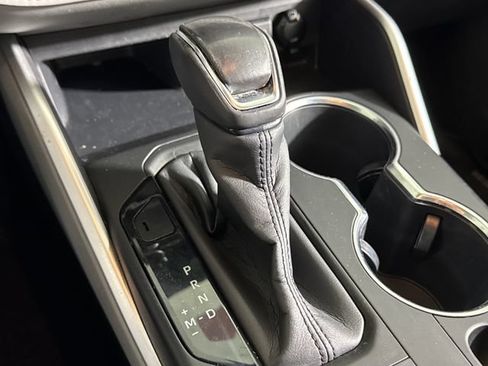 Used 2020 Toyota Highlander XLE AWD/4WD image 41