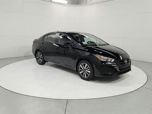 Certified 2025 Nissan Versa SV w/ Trunk Package FWD image 1