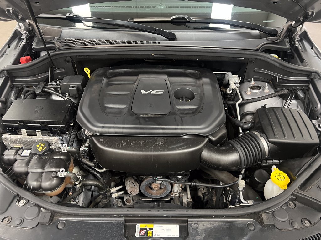 Used 2018 Jeep Grand Cherokee Altitude AWD/4WD image 22