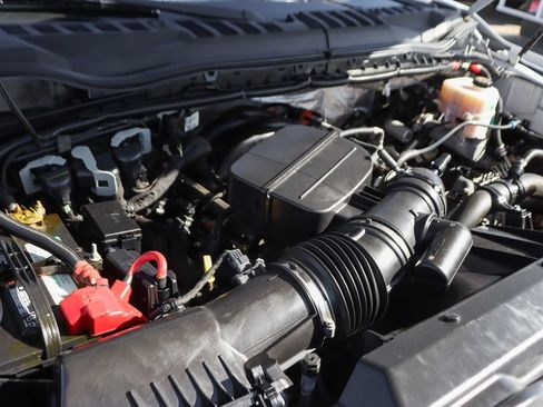 Used 2020 Ford F550 4x4 Regular Cab Super Duty image 18