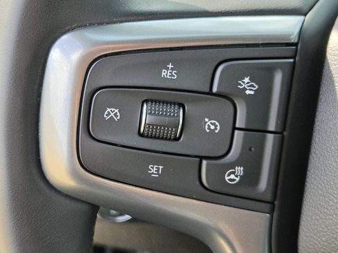 Used 2024 Chevrolet Silverado 2500 LT AWD/4WD image 23