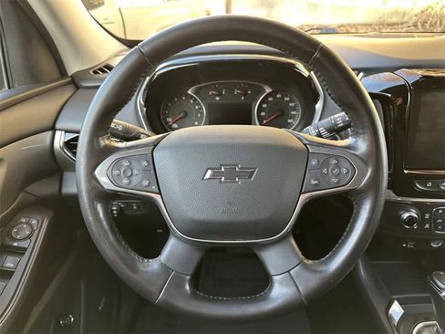 Used 2020 Chevrolet Traverse RS image 15