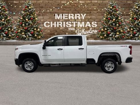 Used 2022 Chevrolet Silverado 2500 W/T w/ WT Convenience Package image 2