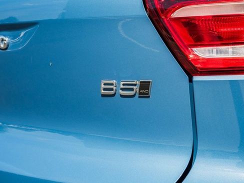 Certified 2023 Volvo XC40 B5 Plus w/ Driver Assist Package image 8