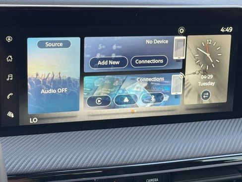 New 2025 Nissan Kicks SR image 21