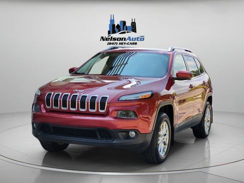 Used 2015 Jeep Cherokee Latitude w/ Cold Weather Group AWD/4WD image 10