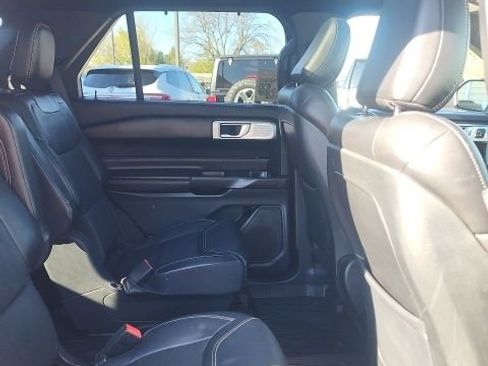 Used 2020 Ford Explorer ST w/ ST Street Pack AWD/4WD image 19