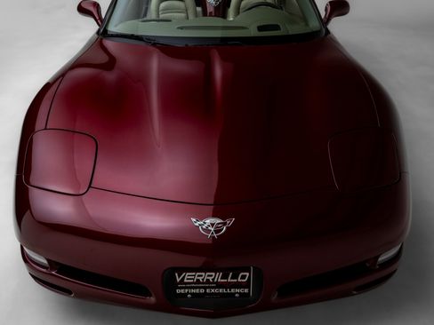 Used 2003 Chevrolet Corvette 50th Anniversary Edition w/ Preferred Equipment Group1 image 37