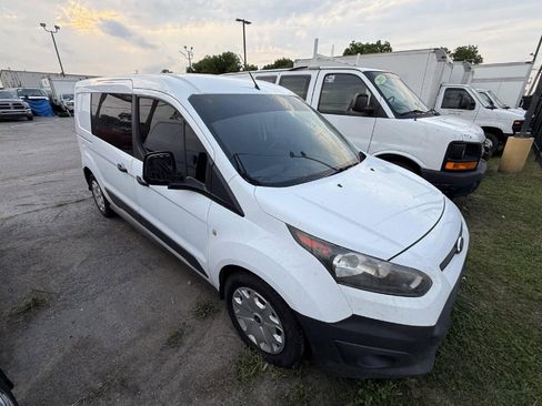 Used 2016 Ford Transit Connect XL image 2