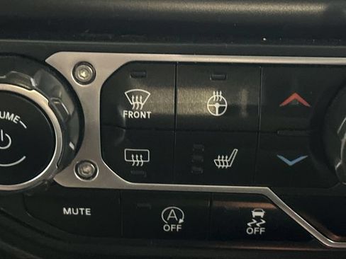 Used 2020 Jeep Wrangler Unlimited Rubicon AWD/4WD image 34