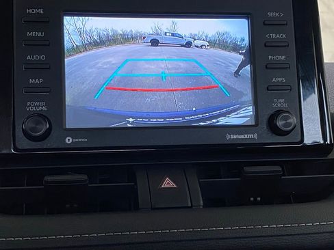 Used 2021 Toyota RAV4 XLE image 14