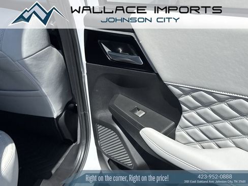 Used 2023 Mitsubishi Outlander SEL AWD/4WD image 33